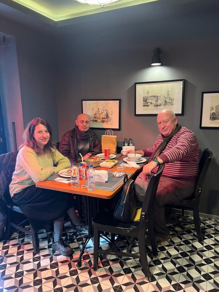 Sema Maşkılı, Hüsnü İyidoğan, Dilay Tüzün (1)